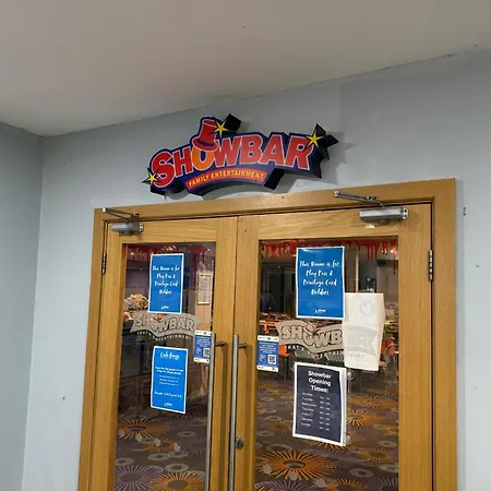 Retreat مكان تخييم *